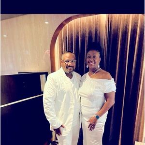 Meet your Posher, Dionne